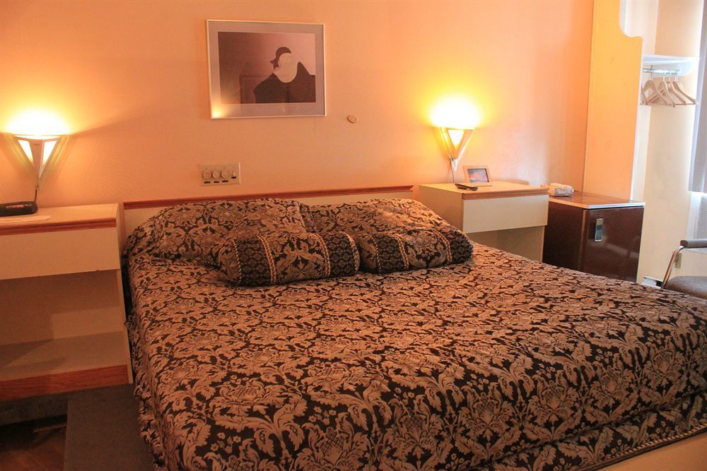 Motel Des Pays D'En Haut Val-David Zewnętrze zdjęcie