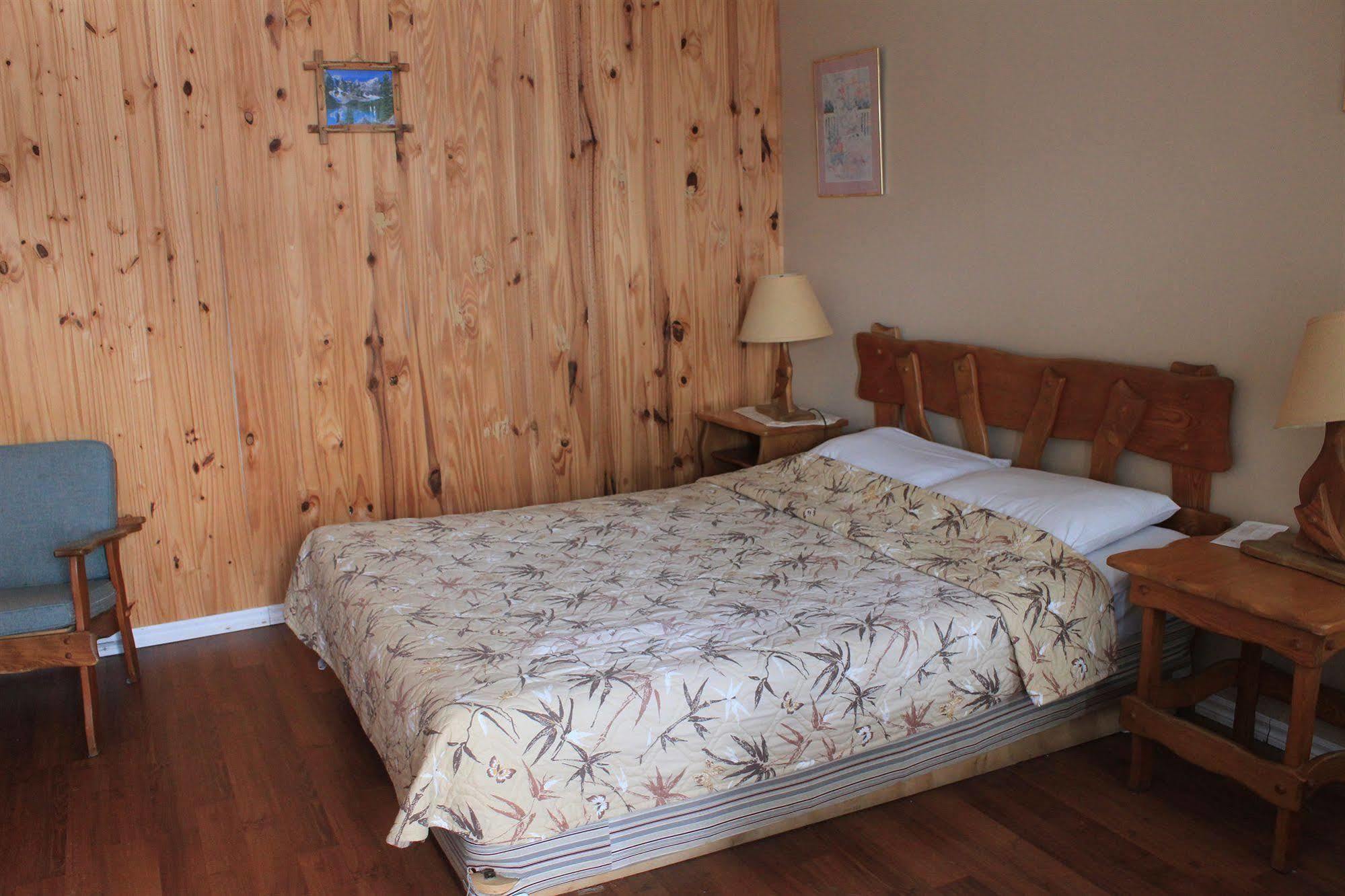 Motel Des Pays D'En Haut Val-David Zewnętrze zdjęcie